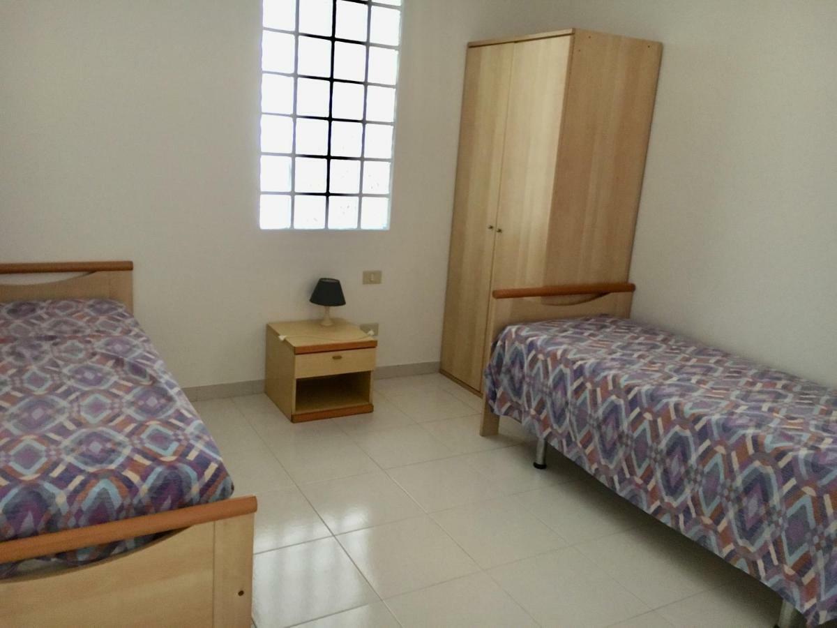 Apartament La Casa Di Lory Falconara Marittima Zewnętrze zdjęcie